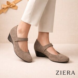 Ziera Suede Mary Jane Wedge Pumps Taupe EU 39W US 8 Wide